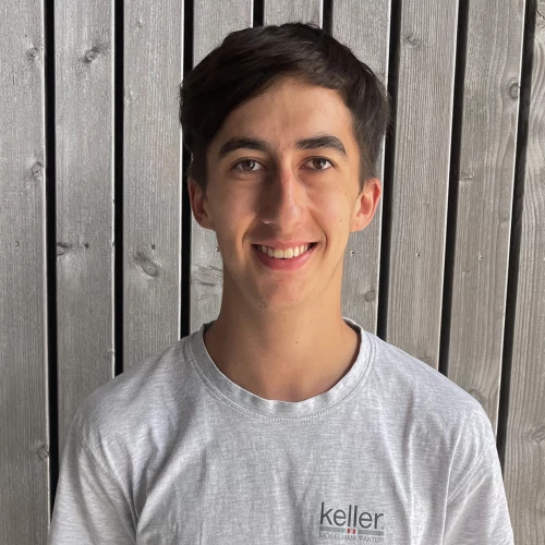 Unser neues Teammitglied: Samuel Koster! 🛠️🪑
Seit dem 1. August verstärkt Samuel Koster unser Team als Schreiner EFZ bei der Keller Möbelmanufaktur. Mit seinem handwerklichen Geschick und frischen...