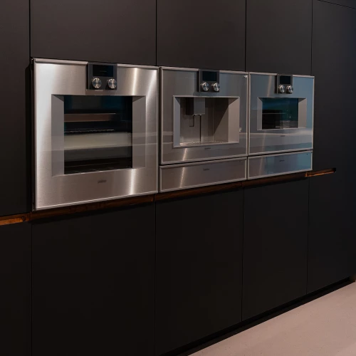 Und jetzt gibt’s sie – die einmalige Gelegenheit für alle Design- und Genussmenschen 🍽️
Einmalige Gaggenau-Ausstellungskombi zum Setpreis:
👉 Backofen Serie 400 ES/Glas L
👉 Dampfbackofen Serie 400...